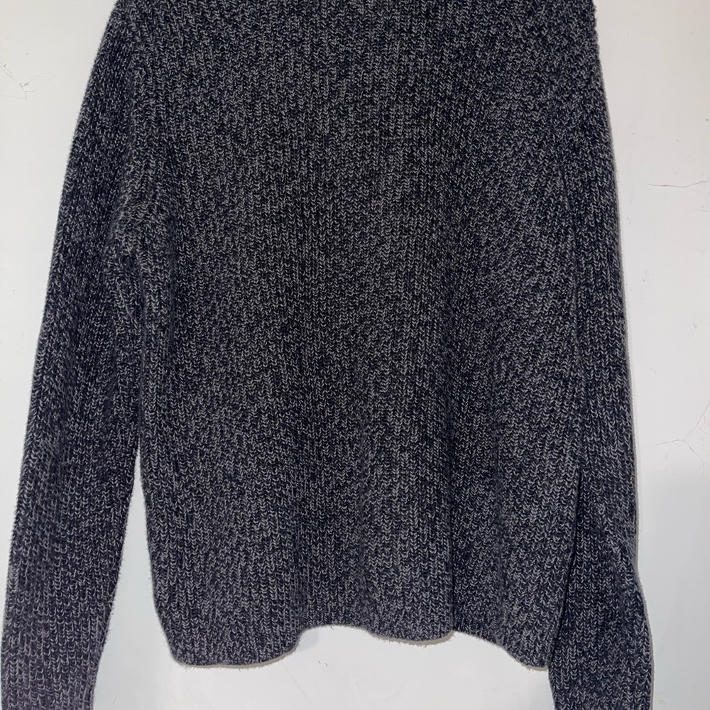 Sweater - Picture 2 of 4